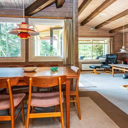 6 Person In Romo-by Traum * Kongsmark