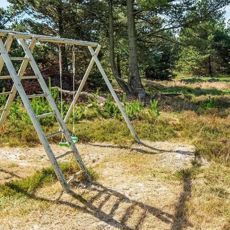 6 Person In Romo-by Traum * Kongsmark